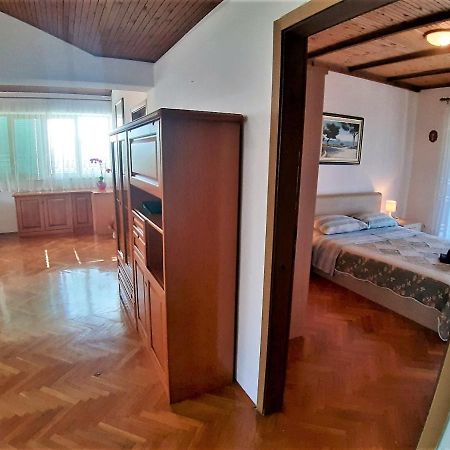 Apt Mirella Apartment Rovinj Eksteriør billede