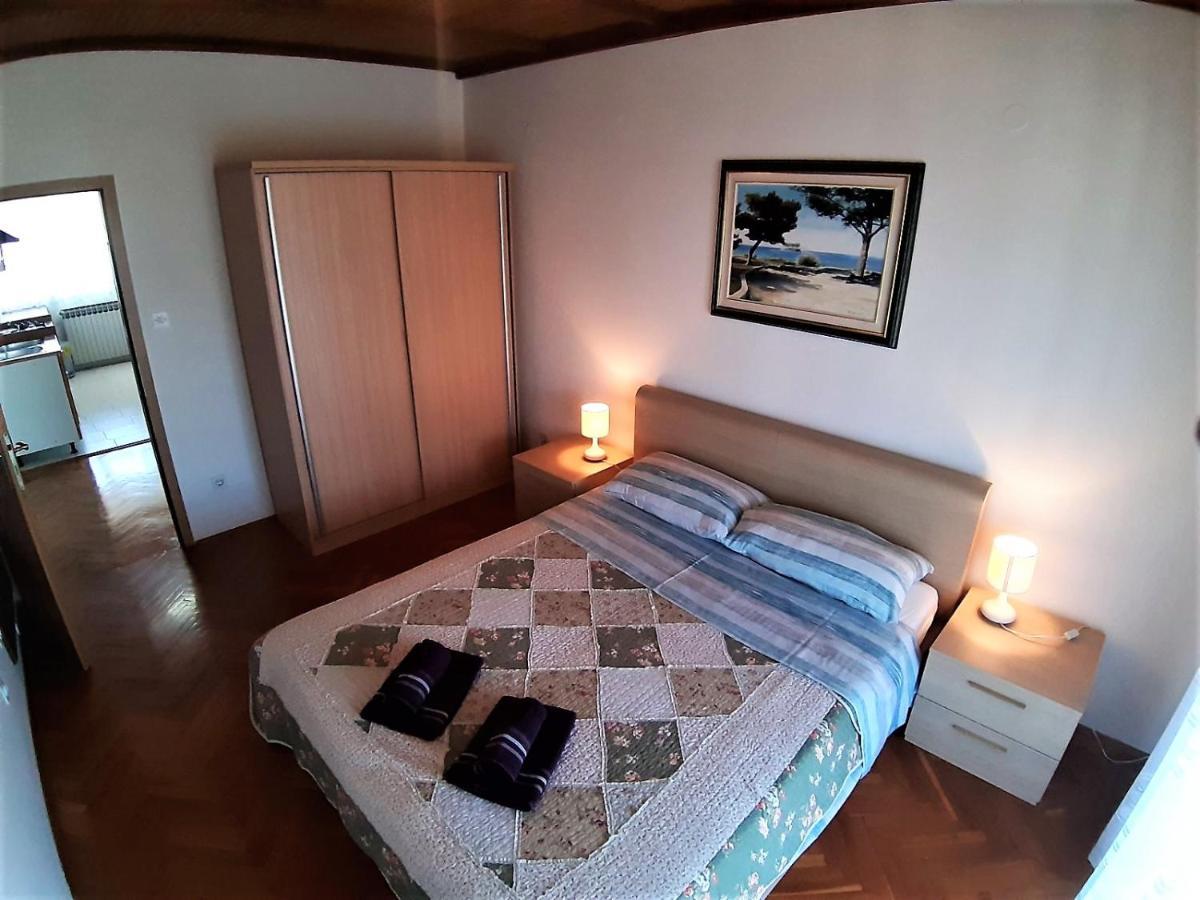 Apt Mirella Apartment Rovinj Eksteriør billede